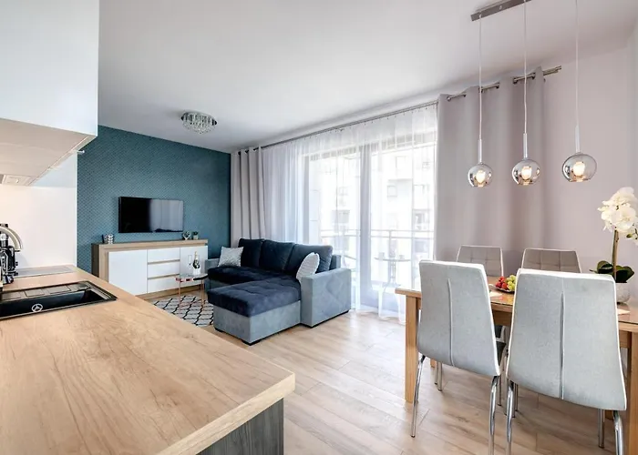 Live & Travel Number 1 Gdańsk