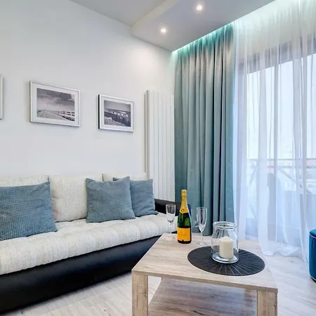 Live & Travel Number 1 Apartment *