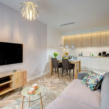 Live & Travel Number 1 Apartment Gdansk