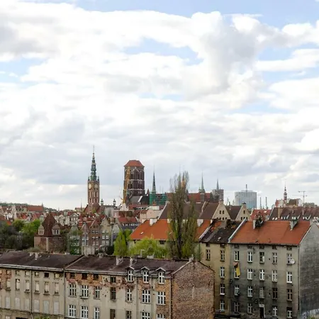 Live & Travel Number 1 Gdansk