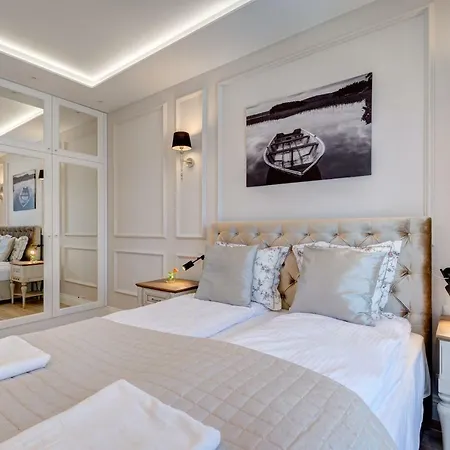 Live & Travel Number 1 * Gdańsk