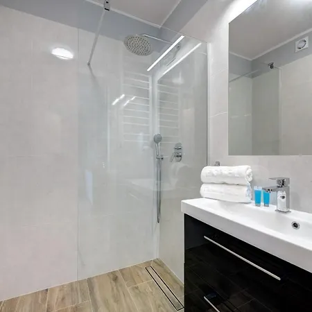 Apartamento Live & Travel Number 1 *