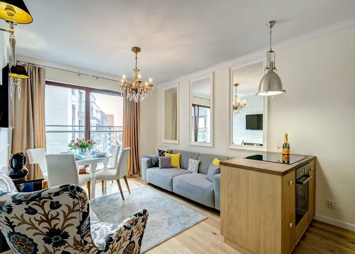 Live & Travel Number 1 *