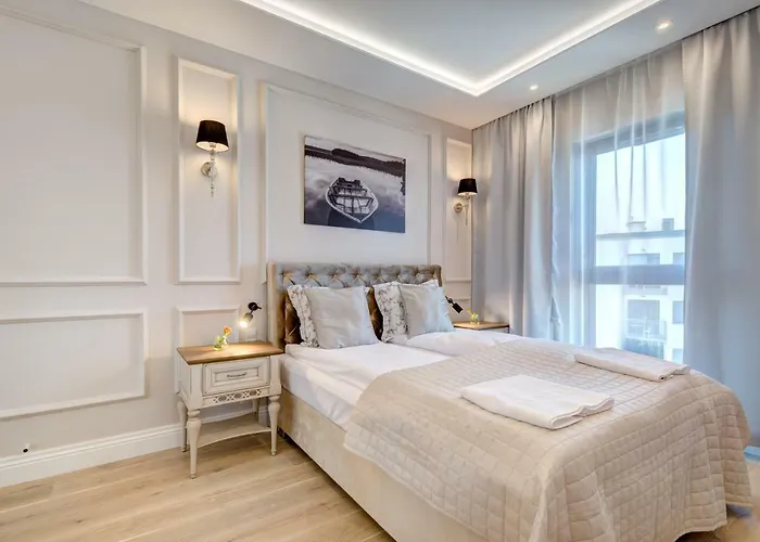 Live & Travel Number 1 *