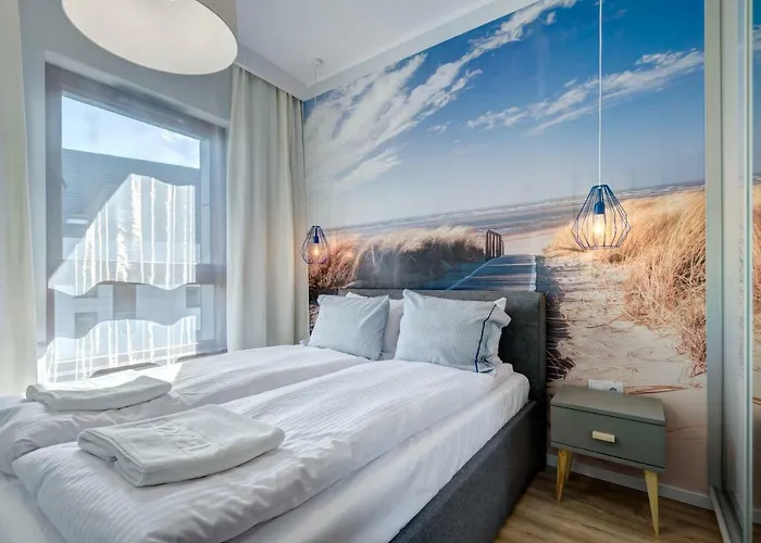 Live & Travel Number 1