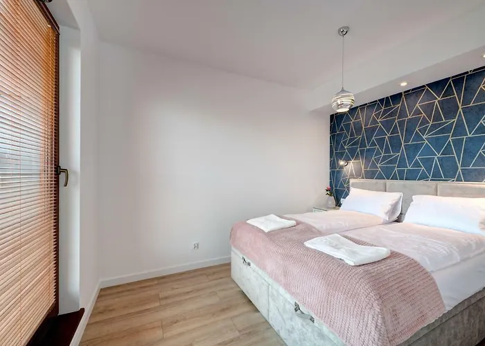 Live & Travel Number 1 Apartment