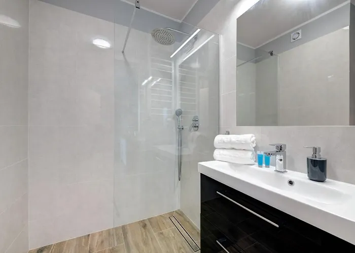 Apartment Live & Travel Number 1 *